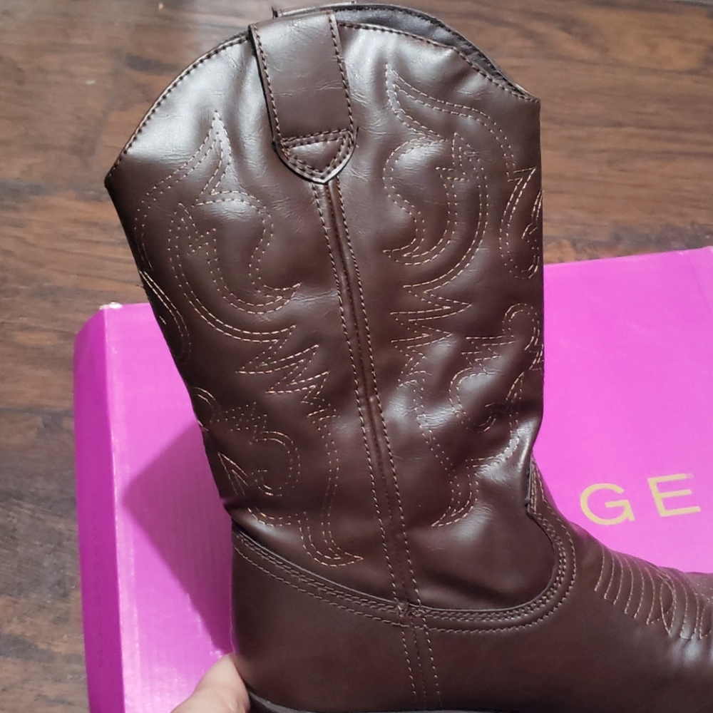 Rampage Cowboy Boots - Picture 5 of 7